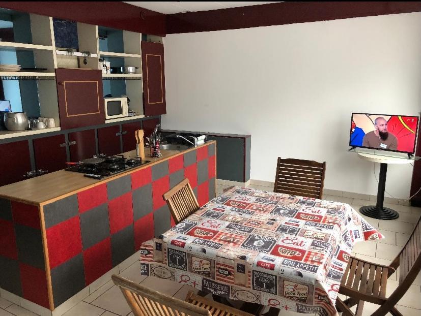 Le Studio De Tom Hirson Екстер'єр фото
